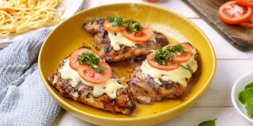 Grilled Chicken with Tomato and Cheese