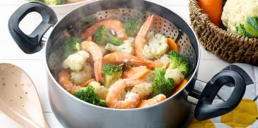 Steamed Shrimp and Vegetables